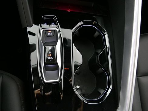 New 2025 Audi Q5 Premium image 21