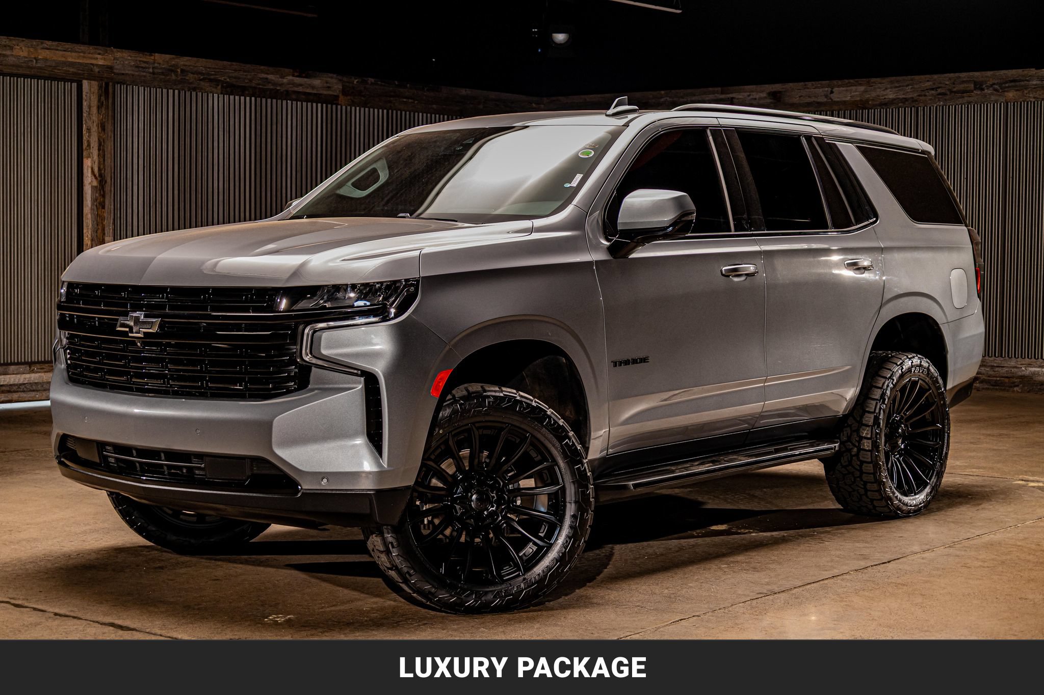 Used 2023 Chevrolet Tahoe RST w/ Luxury Package AWD/4WD image 5