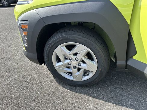 New 2026 Hyundai Kona SE image 29
