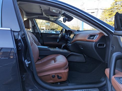Used 2019 Maserati Ghibli S Q4 image 32