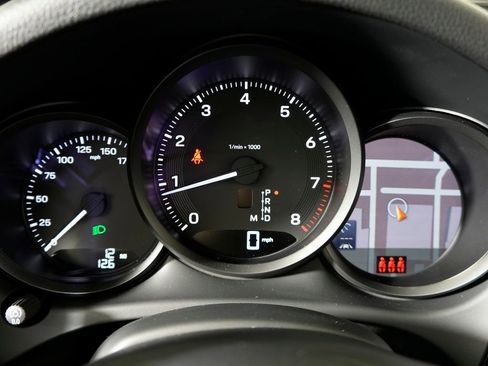 New 2026 Porsche Macan image 20