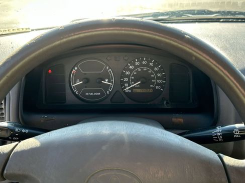 Used 1999 Toyota Corolla VE image 10