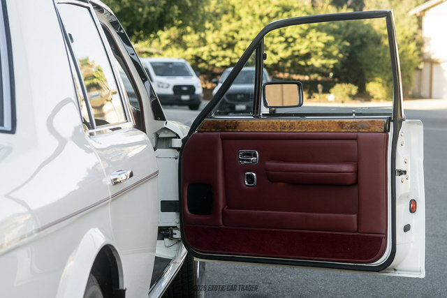 Used 1989 Bentley Turbo R RWD image 69
