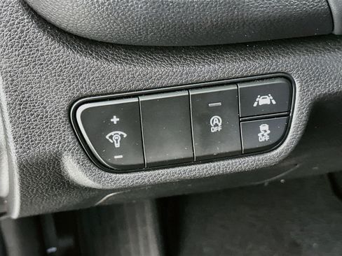 Used 2023 Kia Seltos SX AWD/4WD image 17