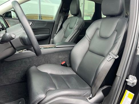 Used 2019 Volvo XC60 T5 Inscription w/ Protection Package Premier image 5