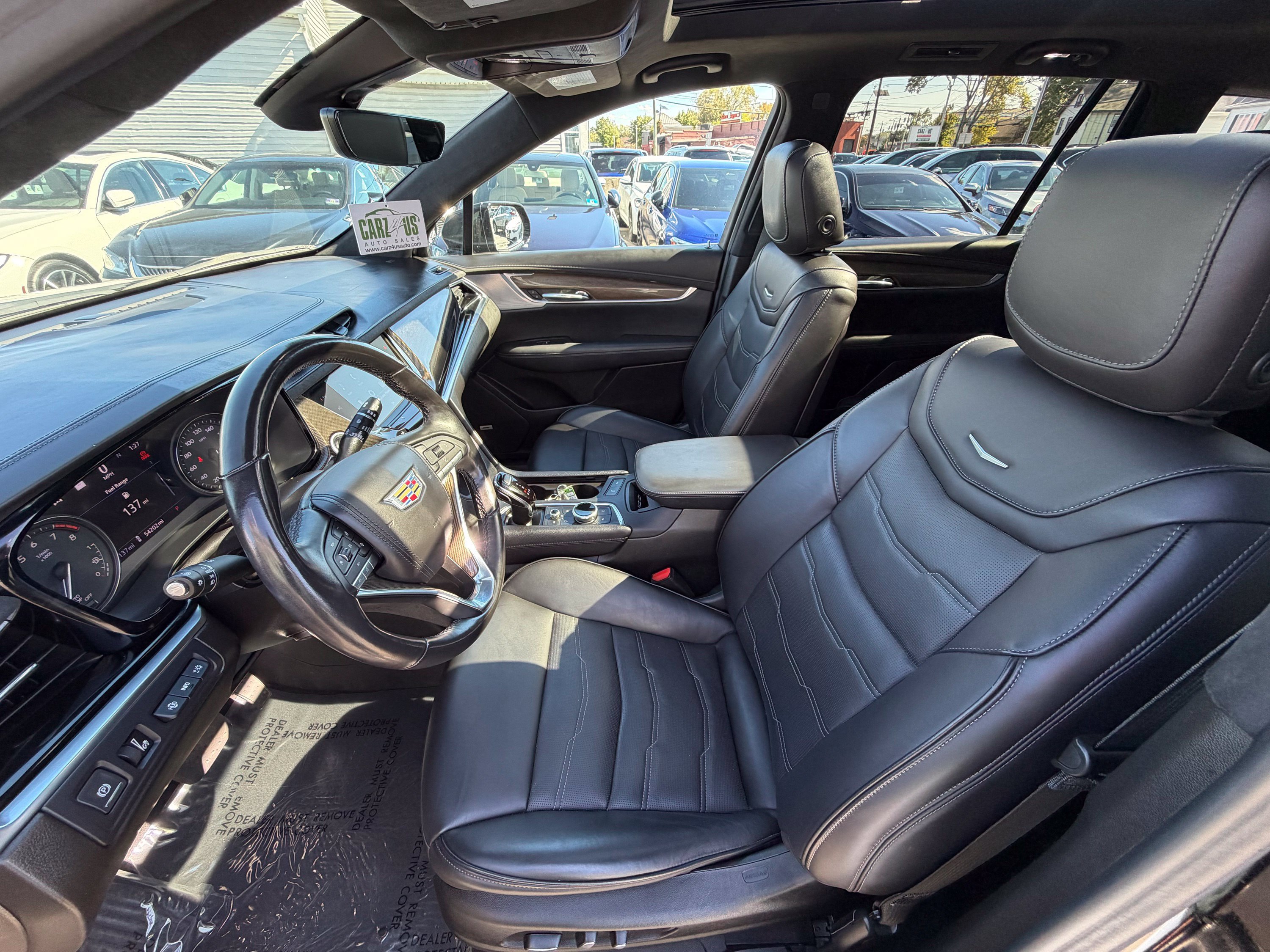 Used 2023 Cadillac XT6 Premium Luxury w/ Platinum Package AWD/4WD image 15