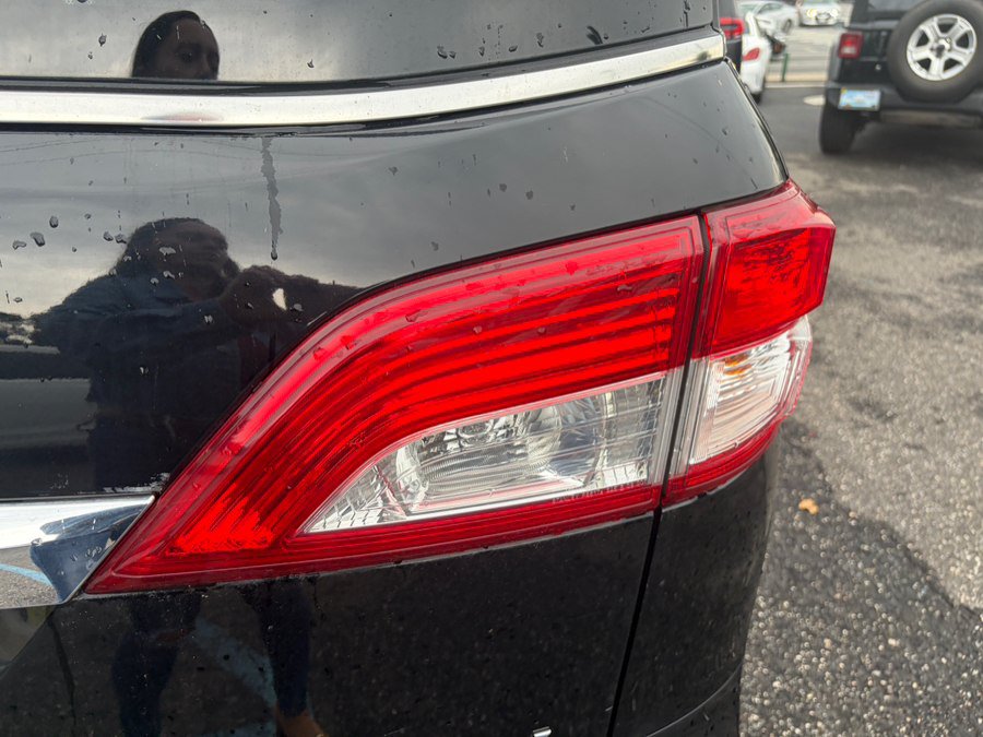 Used 2014 Nissan Quest SV FWD image 31