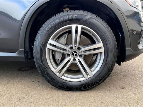 Used 2021 Mercedes-Benz GLC 300 image 9