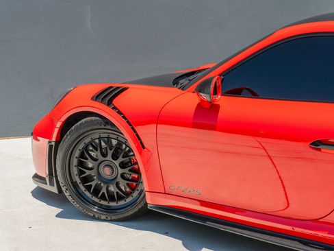 Used 2018 Porsche 911 GT2 RS RWD image 52