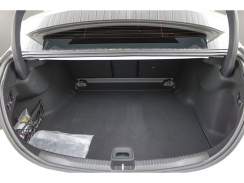 Used 2023 Mercedes-Benz C 300 Sedan image 24