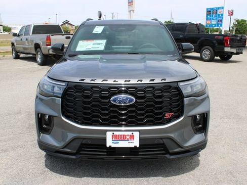 New 2026 Ford Explorer ST AWD/4WD image 2