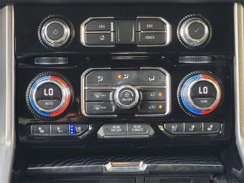 Used 2023 GMC Yukon Denali image 23