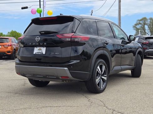 Used 2026 Nissan Rogue SL AWD/4WD image 11