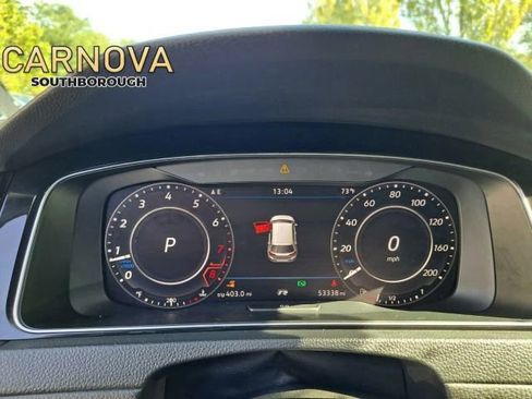 Used 2019 Volkswagen Golf R 4-Door image 24