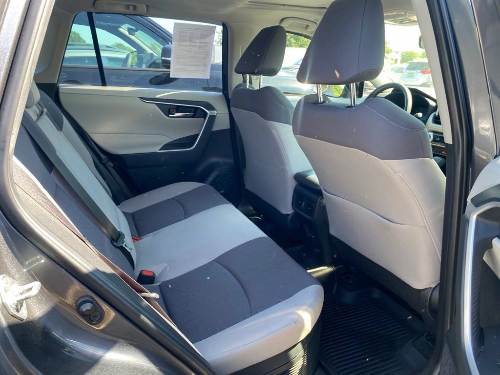 Used 2023 Toyota RAV4 XLE w/ Convenience Package AWD/4WD image 14