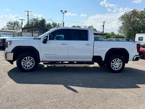 Used 2021 GMC Sierra 3500 SLT w/ SLT Convenience Package AWD/4WD image 4