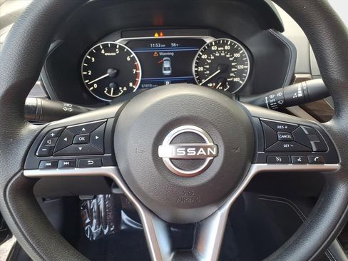 Used 2023 Nissan Altima 2.5 SV image 22