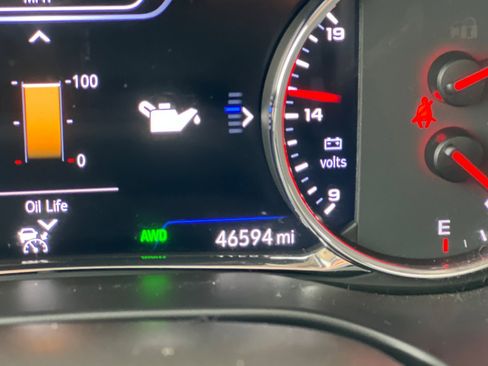 Used 2021 GMC Acadia Denali w/ Denali Ultimate Package image 42