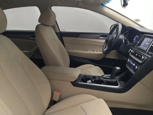 Used 2019 Hyundai Sonata SEL w/ Tech Package 02 FWD image 21