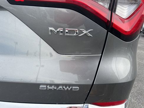 Used 2023 Acura MDX SH-AWD w/ Technology Package image 13