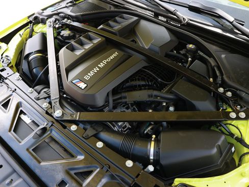 Used 2021 BMW M4 Coupe w/ Executive Package RWD image 57