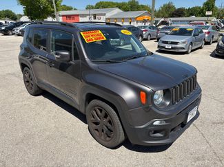 Used 2018 Jeep Renegade Altitude FWD video 1