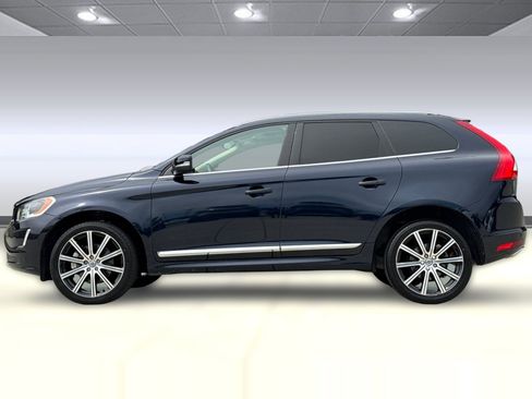 Used 2017 Volvo XC60 T6 Inscription w/ Preferred Option Package AWD/4WD image 2