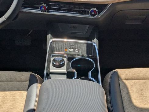 New 2026 Chevrolet Equinox ACTIV FWD image 19
