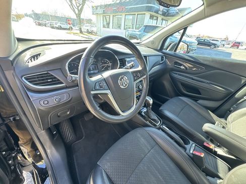 Certified 2022 Buick Encore Preferred image 10