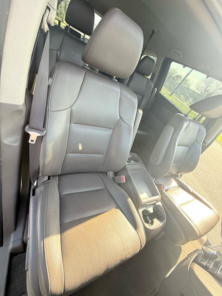 Used 2016 Honda Odyssey EX-L image 29