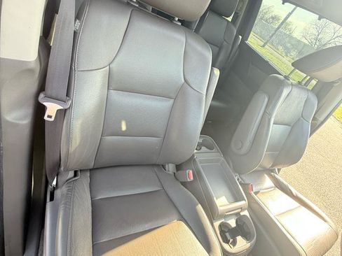 Used 2016 Honda Odyssey EX-L image 29