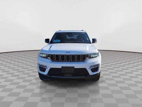 Used 2023 Jeep Grand Cherokee Limited AWD/4WD image 3