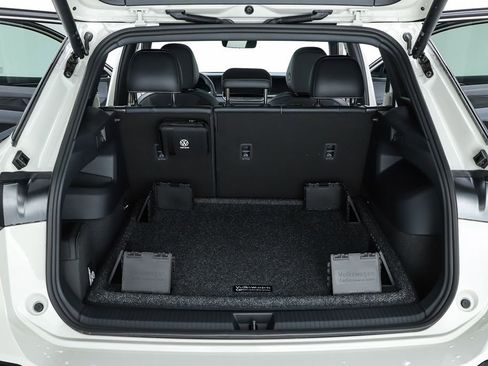 New 2026 Volkswagen Tiguan SE R-Line image 68