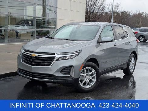 Used 2023 Chevrolet Equinox LT w/ Driver Convenience Package AWD/4WD image 2