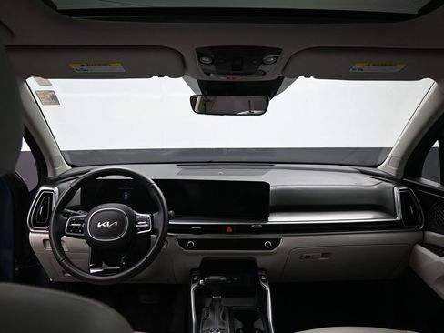 Used 2024 Kia Sorento S w/ Panoramic Sunroof Package FWD image 30
