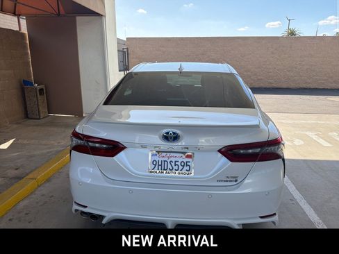 Used 2023 Toyota Camry XSE w/ Navigation Package FWD image 5