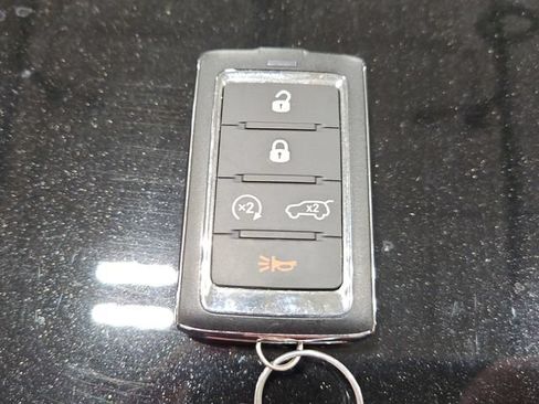 Used 2023 Jeep Grand Cherokee L Overland w/ Rear Seat Video Group I AWD/4WD image 28
