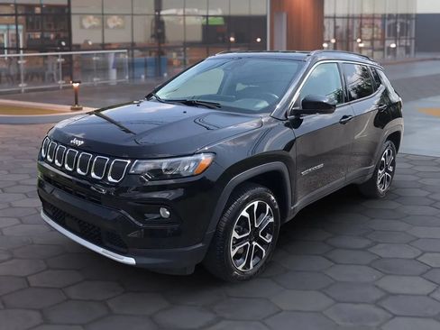 Used 2022 Jeep Compass Limited AWD/4WD image 6