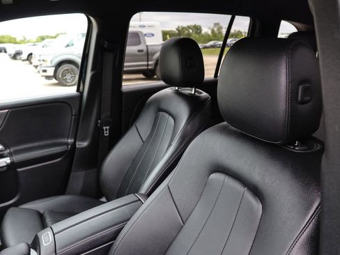 Used 2021 Mercedes-Benz GLB 250 image 29