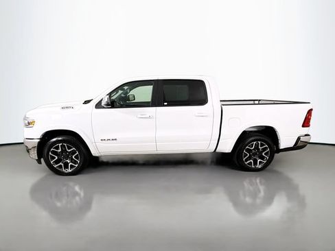 Used 2026 RAM 1500 Laramie AWD/4WD image 4