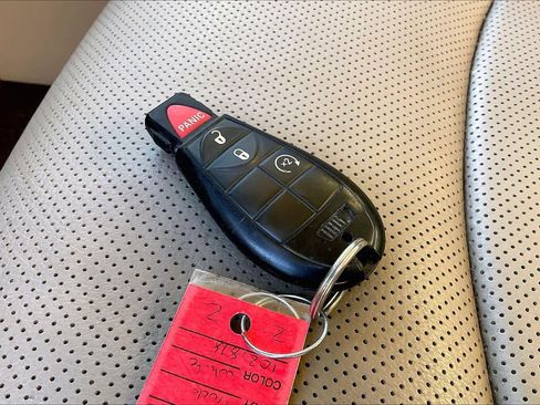 Used 2012 RAM 1500 Laramie w/ Protection Group image 13