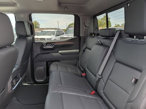 New 2026 GMC Sierra 1500 Denali w/ Denali Reserve Package AWD/4WD image 31