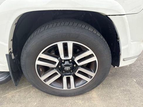 Used 2016 Toyota 4Runner Limited AWD/4WD image 8