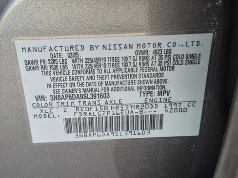 Used 2025 Nissan Kicks SR FWD image 24