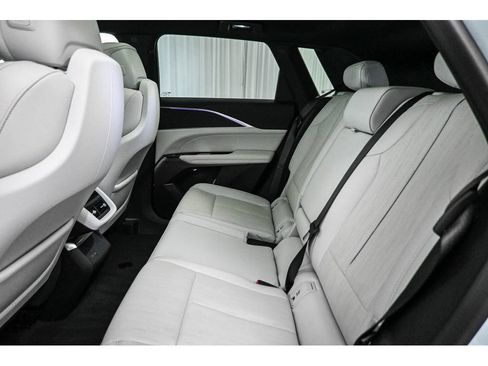 Certified 2024 Cadillac Lyriq Luxury AWD/4WD image 29