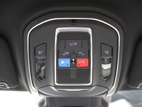 New 2026 Jeep Cherokee Limited AWD/4WD image 25