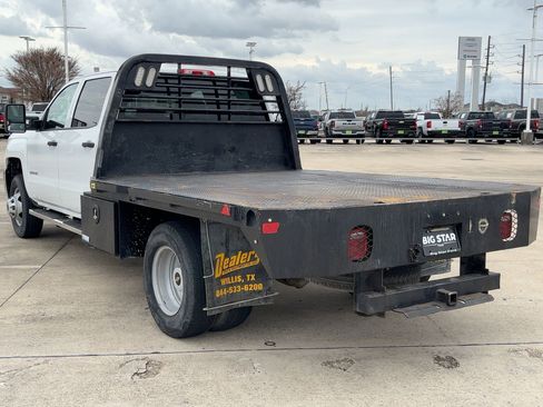 Used 2018 Chevrolet Silverado 3500 W/T w/ WT Convenience Package image 6