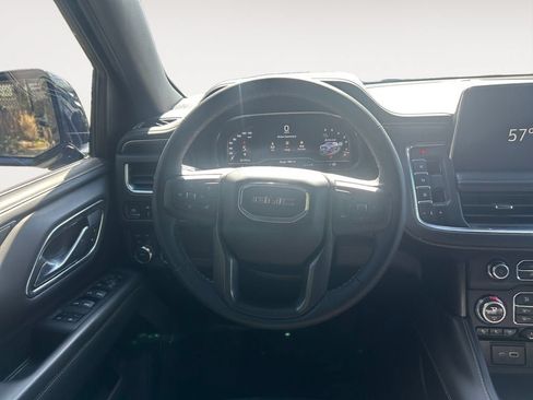 Used 2024 GMC Yukon XL AT4 w/ Technology Package AWD/4WD image 14