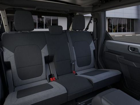 New 2025 Ford Bronco 4-Door AWD/4WD image 11