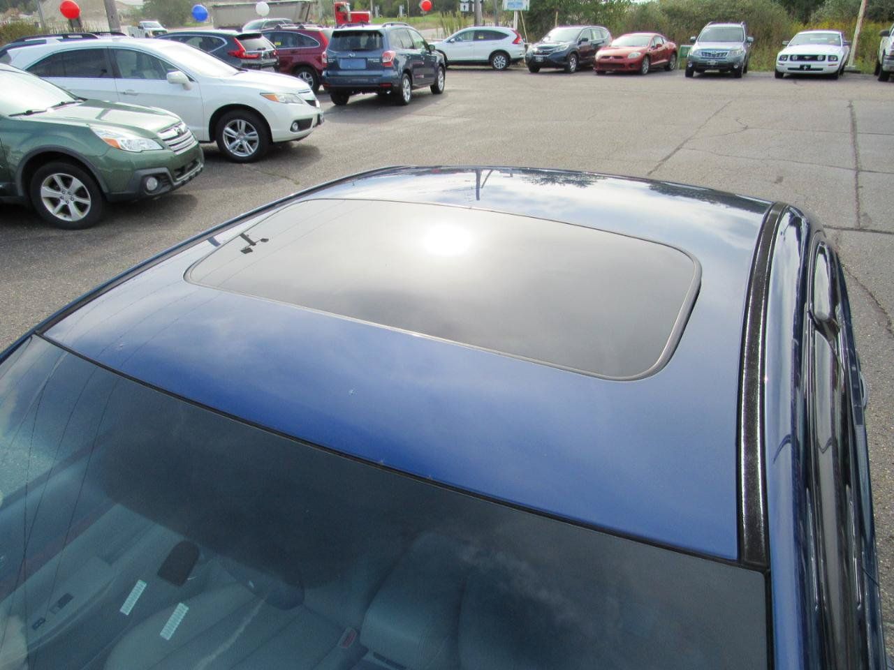 Used 2010 Subaru Legacy 2.5i Limited AWD/4WD image 4